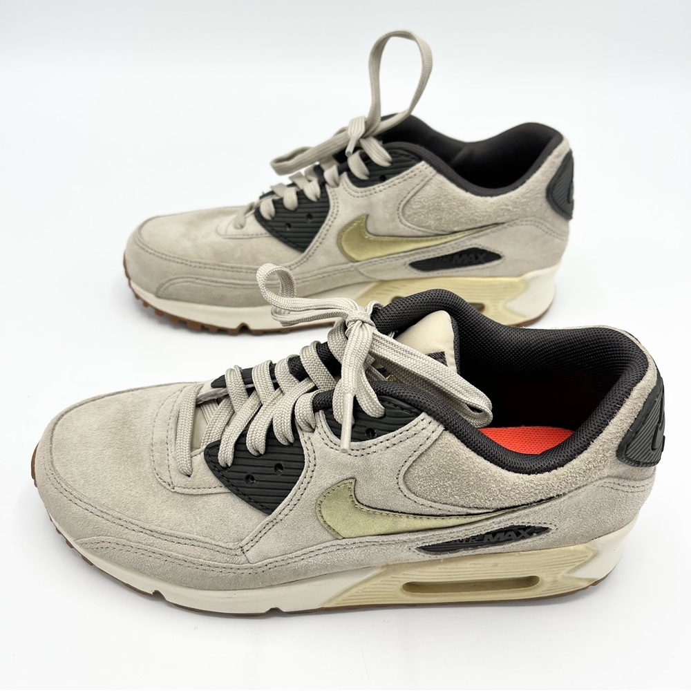 Nike Air Max 90 Women’s 7.5 Sneakers Shoes Premium Suede Beige Gold 818598-200